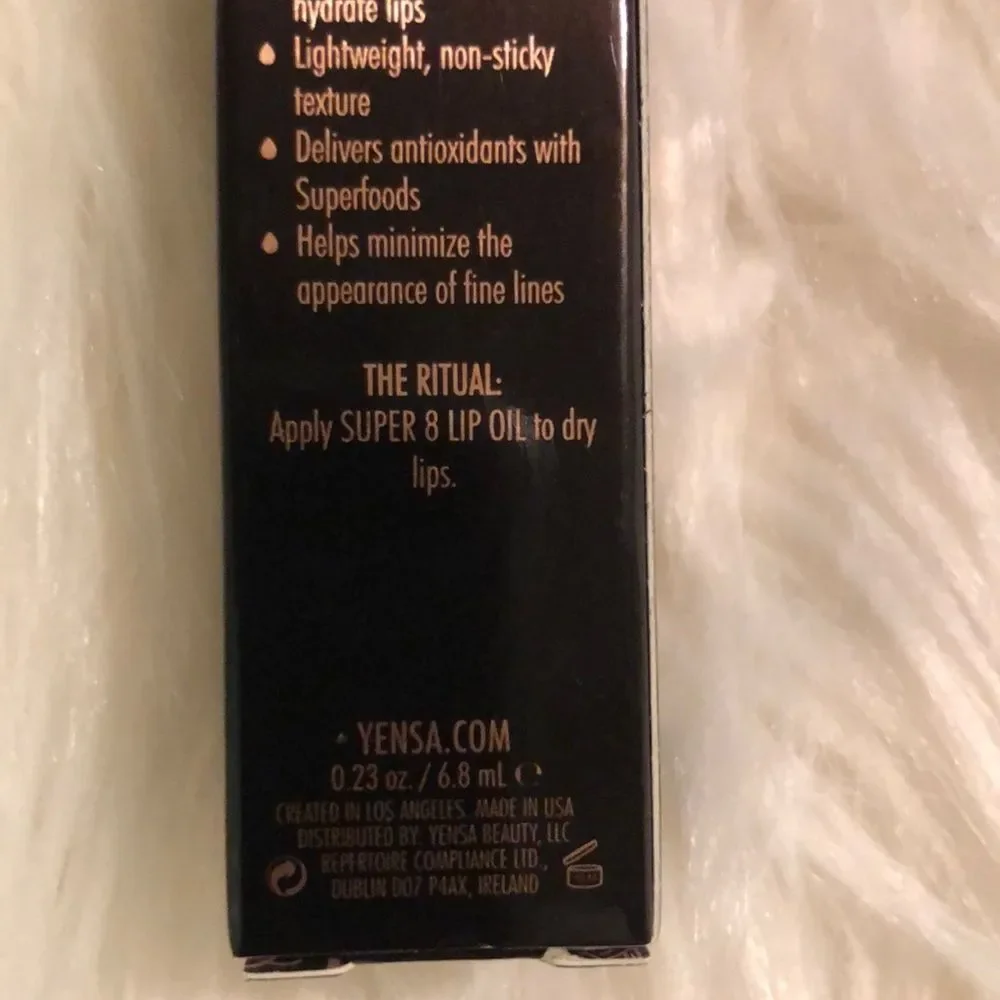 Yensa Full Sized Super 8 LIp Oil in Pink Shine New in Box